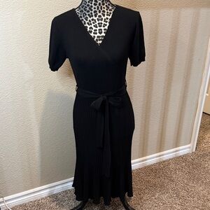 Elegant Black sweater Dress, fitted